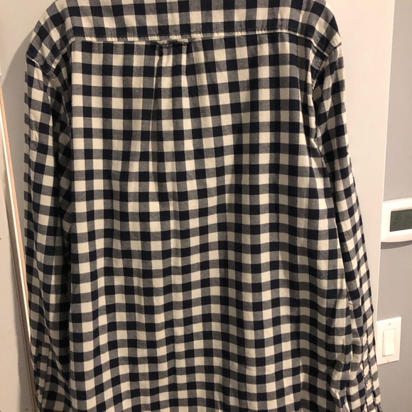 Men’s button down - Picture 2 of 3